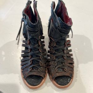 Freebird-Wazee Excellent condition size 5